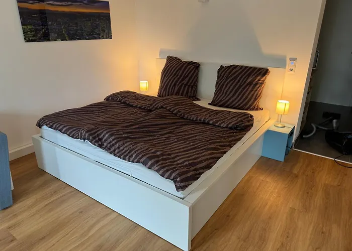 Modernes Apartment, Ruhige Lage, Stadtnah