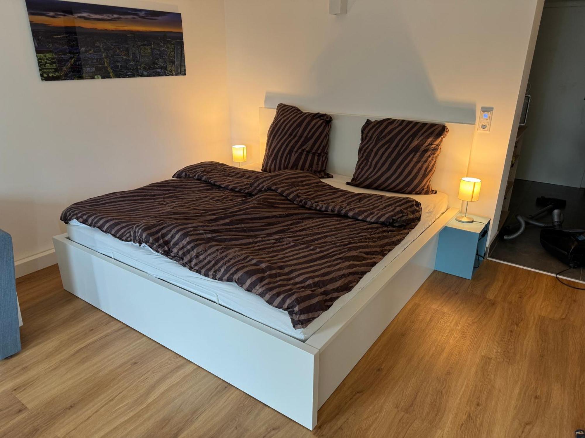 Modernes Apartment, Ruhige Lage, Stadtnah Kelkheim