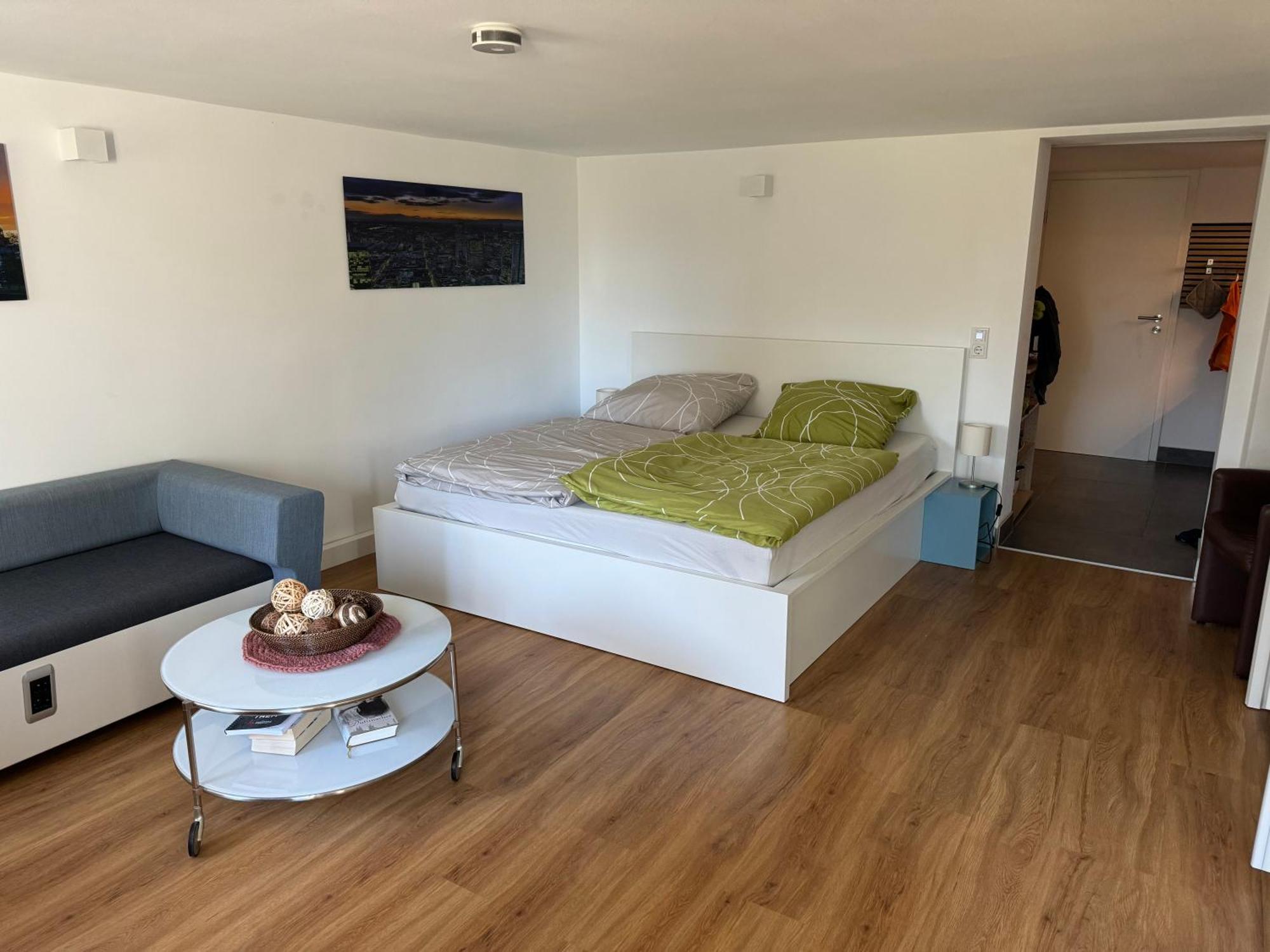 Modernes Apartment, Ruhige Lage, Stadtnah *